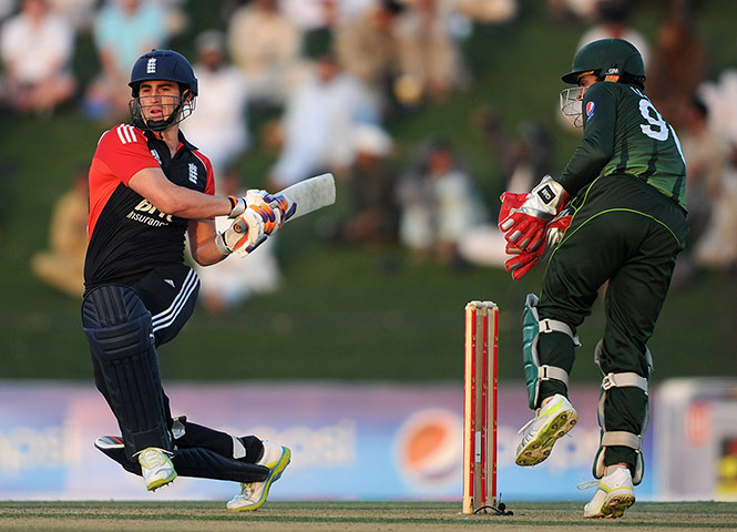 1st ODI: Craig Kieswetter of England bats against Pakistan