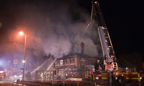Hampshire Fire and Rescue fight fire
