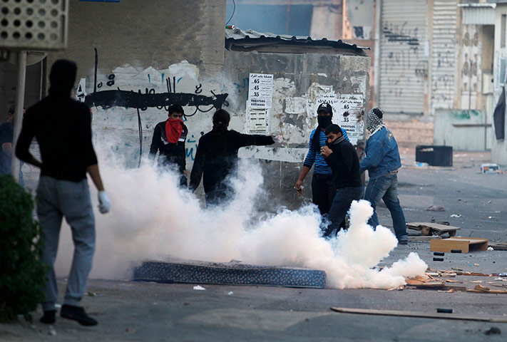 Bahrain: Anti-government protesters