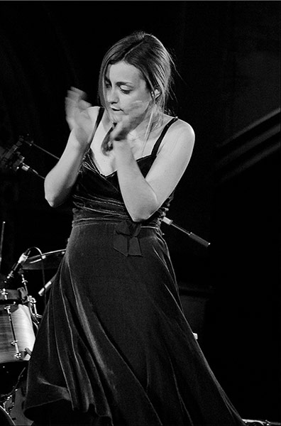 Readers gig pictures: Russian Red in London, January 2012, by Madrugadero