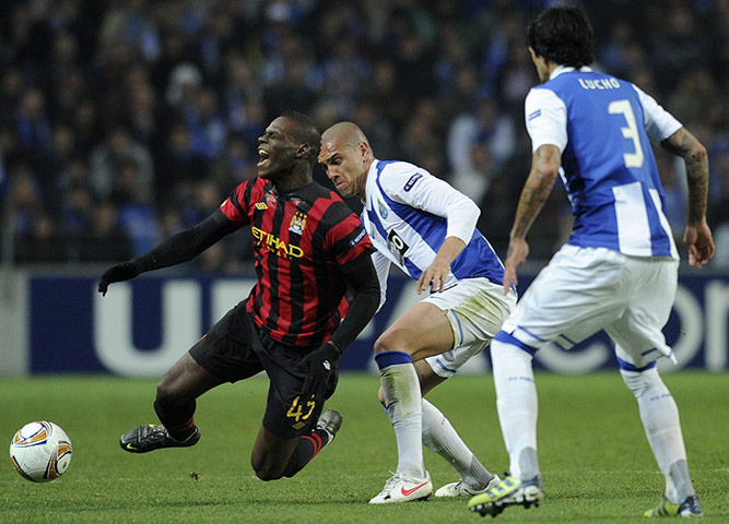 Porto v City: With the scores level and the clock ticking down it gets a bit niggly