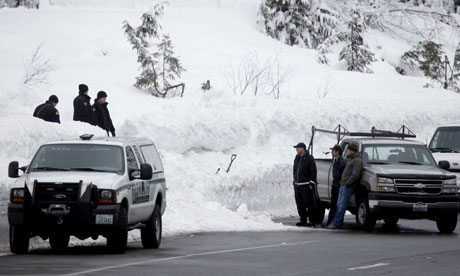 FOUR ARE KILLED BY AVALANCHES IN WASHINGTON STATE