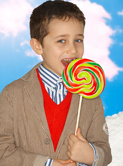 Candy store fashion: Elias in striped jacket