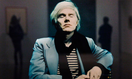 Dy Warhol