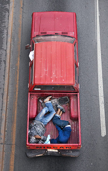 Car Poolers: Car Poolers, by Alejandro Cartagena