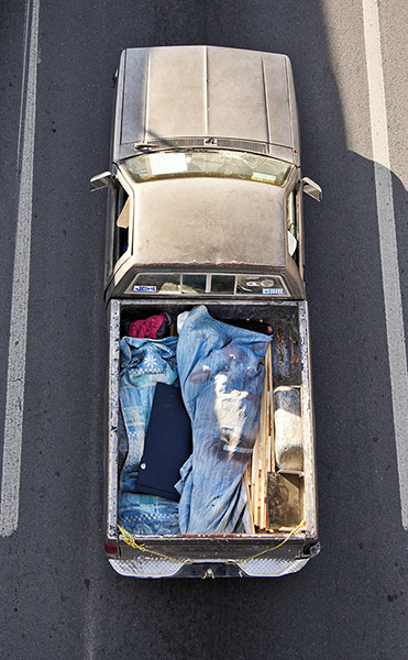 Car Poolers: Car Poolers, by Alejandro Cartagena