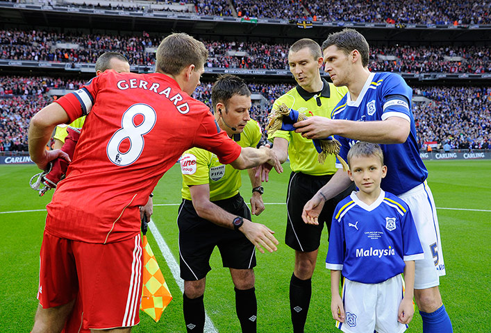 Carling Cup Final: The captains greet one another at the centre circle