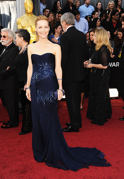 Oscars red carpet: Leslie Mann in Roberto Cavalli