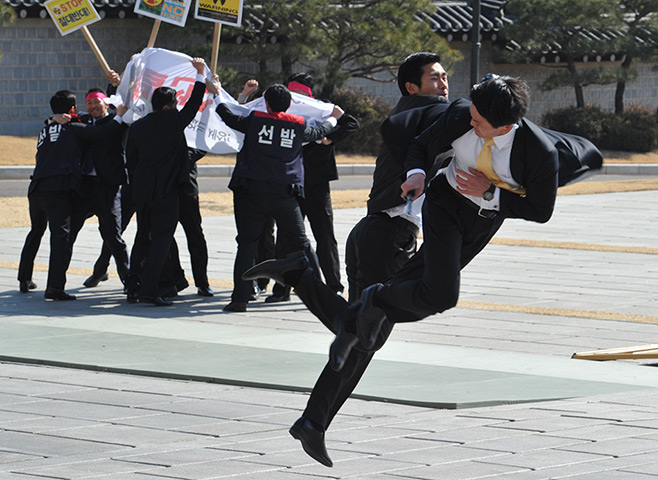 South Korea security: South Korean presidential bodyguards show martial art skills 