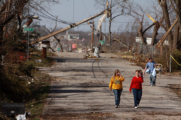 midwest-tornadoes: Tornado damage