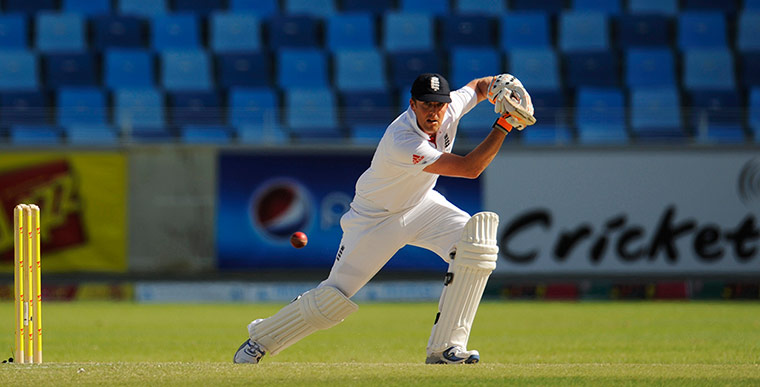 Pakistan v England: England's Graeme Swann hits out against Pakistan