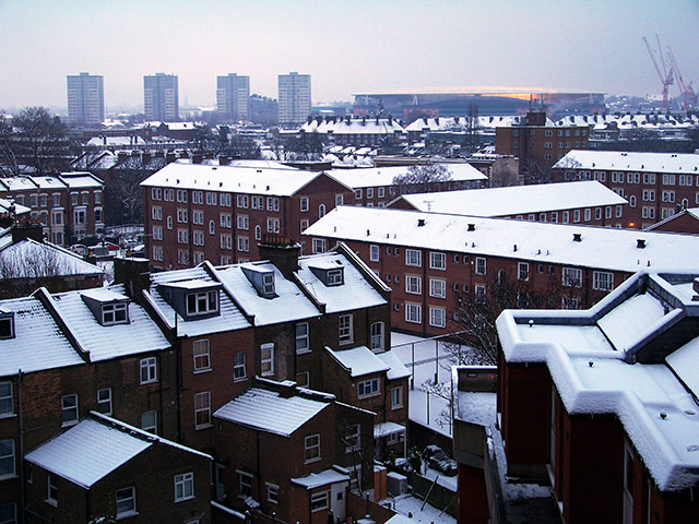 Readers : The Emirates stadium glowing amongst the rooftops early this morning