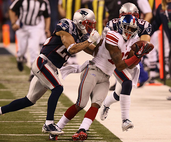 Super Bowl XLVI: Mario Manningham makes the catch