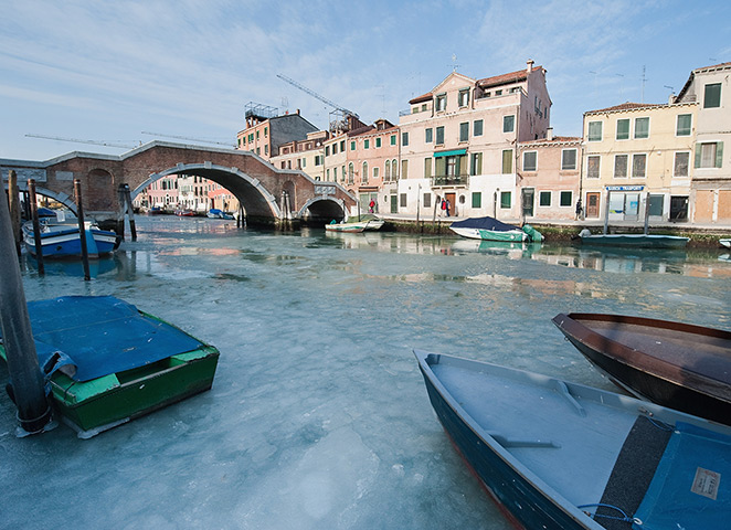 Frozen Venice: The Cannaregio canal
