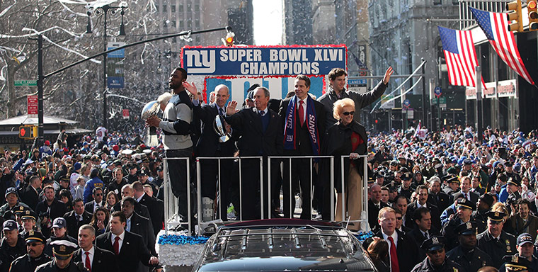 Super bowl parade: Super bowl parade