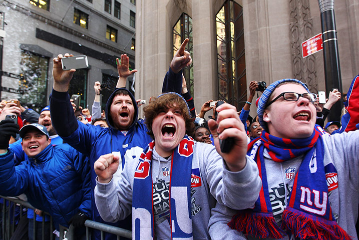 Super bowl parade: Super bowl parade