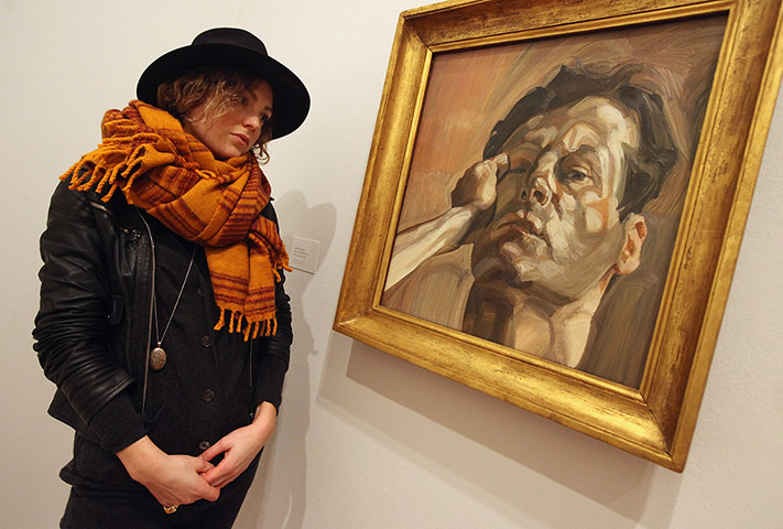 Lucian Freud at NPG: Lucian Freud at National Portrait Gallery - Woman admiring Man's Head