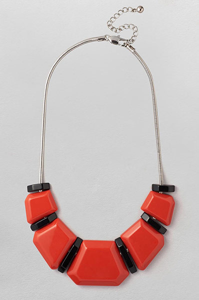 iris apfel look: Necklace by French Connection