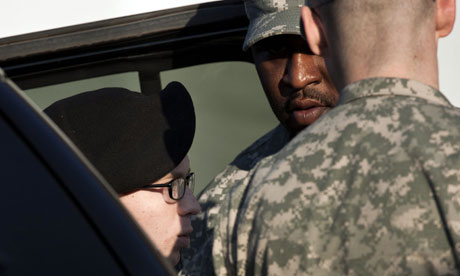 Bradley Manning arrives in Fort Meade