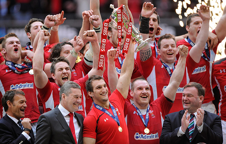 Wales v France: Sam Warburton lifts the 6 nations trophy for Wales after beating France