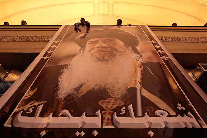 Pope Shenouda III: Egyptian Christians mourn the death of Pope Shenouda III