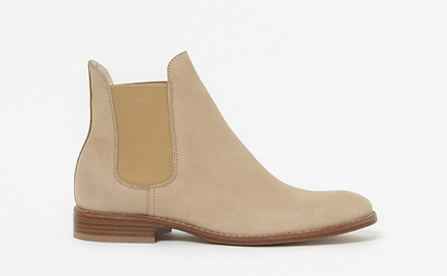 Stylish flat shoes: COS boot