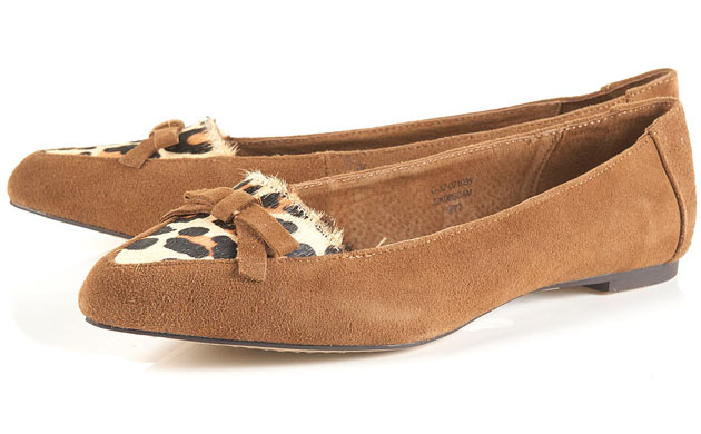 Stylish flat shoes: Topshop pumps