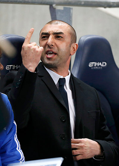Manchester City v Chelsea: Chelsea's manager Roberto Di Matteo gestures