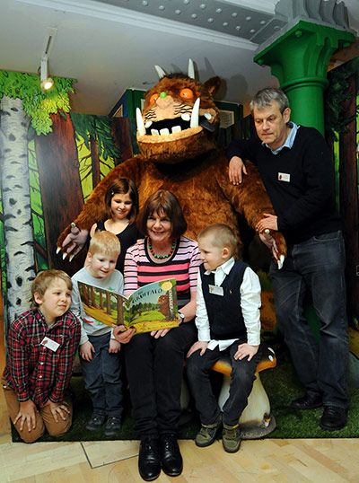 	Julia Donaldson images: Julia Donaldson reading