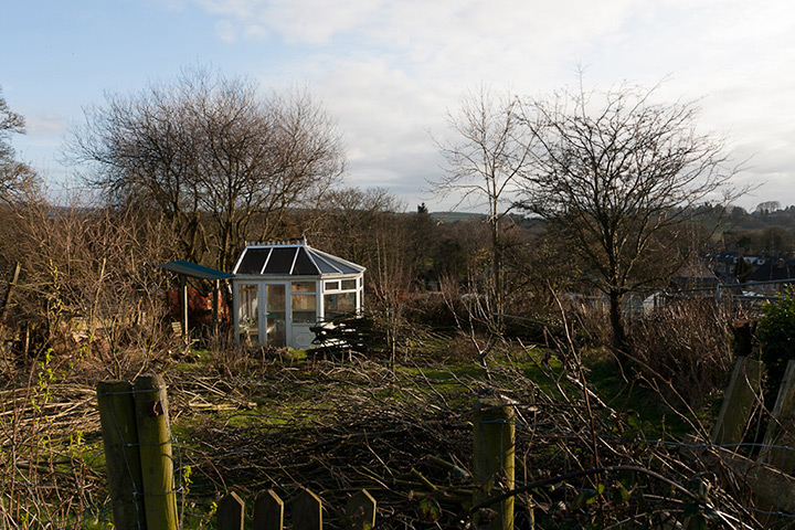 nogger found objects: Who stole the house?