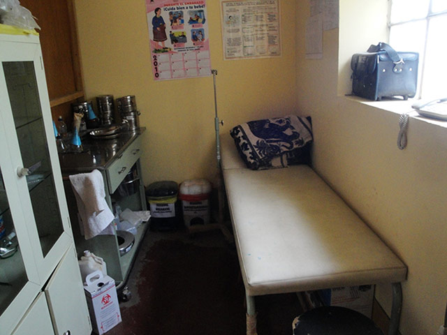 Huancavelica : Yaccacancha community : Local Clinic