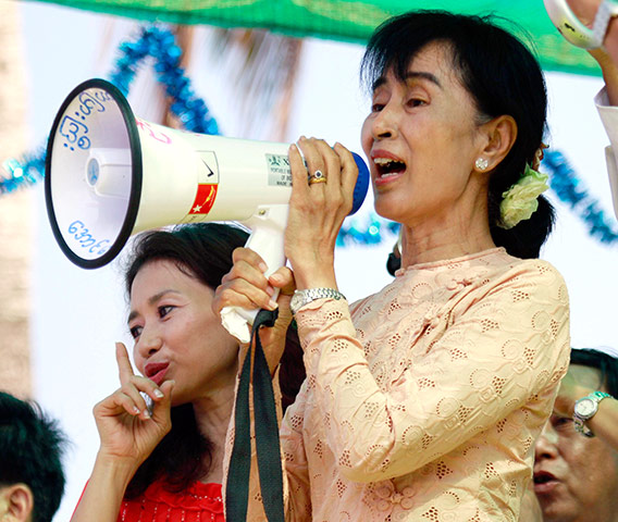 Aung San Suu Kyi : Aung San Suu Kyi