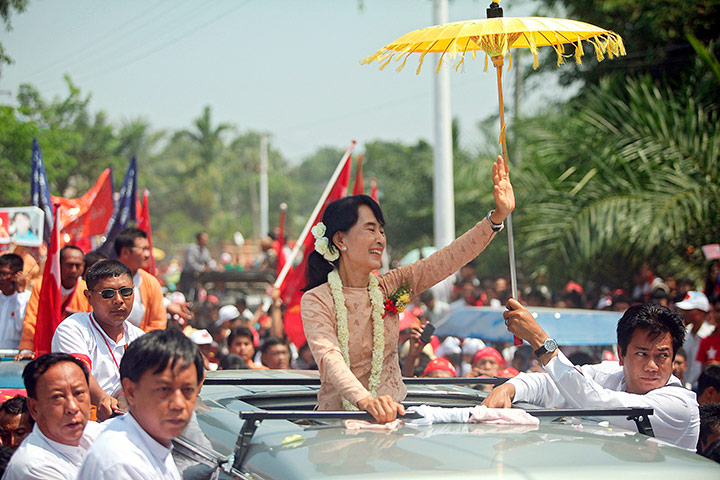 Aung San Suu Kyi : Aung San Suu Kyi 