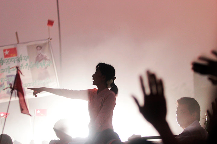 Aung San Suu Kyi : Aung San Suu Kyi 