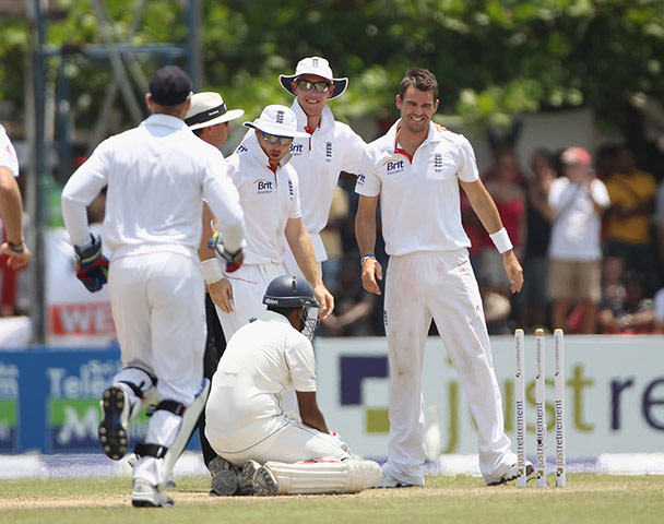 Sri Lanka v England day 1: Samaraweera run out