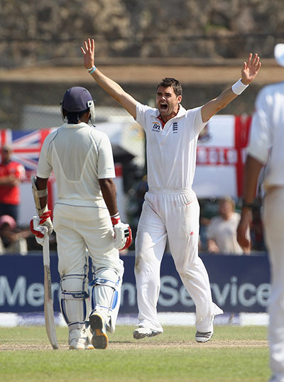 Sri Lanka v England day 1: Prasanna Jayawardene dismissal