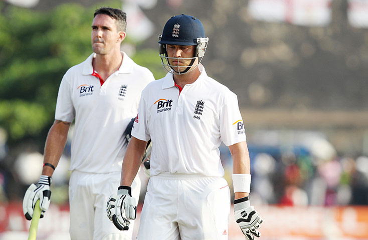 Sri Lanka v England day 3: It's all to do for England as they finish the day on 111-2