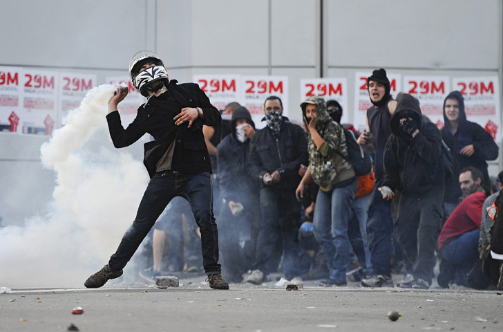 Barcelona: General Strike Hits Spain