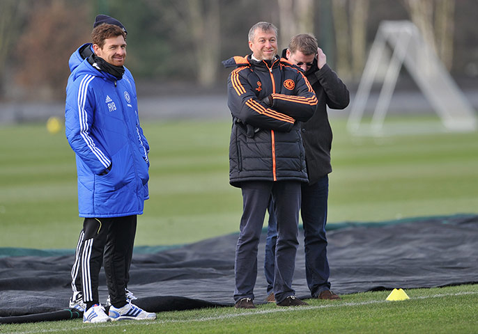 Chelsea: Chelsea Training Session & Press Conference