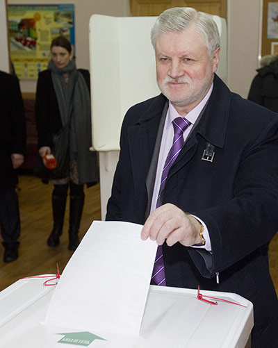 Russian election: Moscow: Russian presidential candidate Sergei Mironov casts his vote