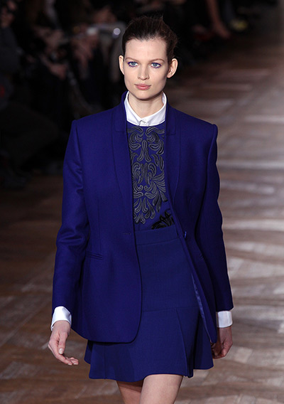 Paris - Stella McCartney: Dutch model Bette Franke presents a creation by Stella McCartney