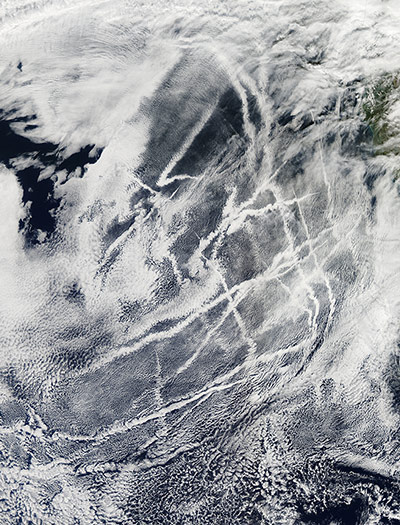 Satellite Eye on Earth: Ships trails