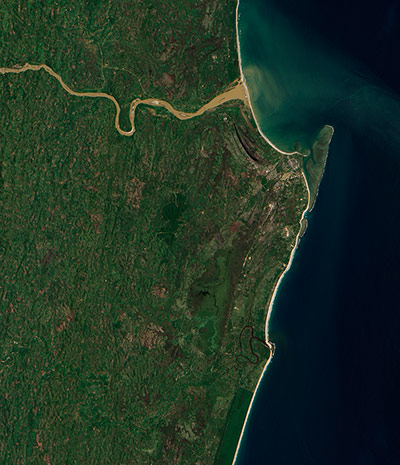 Satellite Eye on Earth: The sediment-choked Onibe River on Madagascar