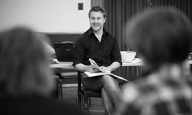 Samuel West in rehearsals Close the Coalhouse Door