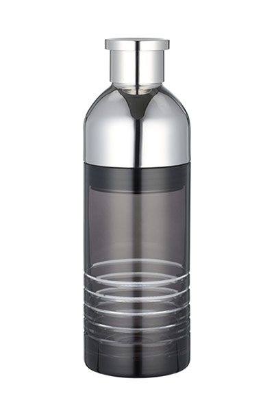 Homes: gatsby: Gatsby: Chicago cocktail shaker