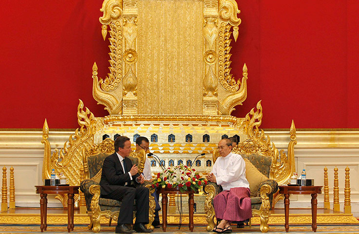 Cameron in Asia: David Cameron speaks to resident Thein Sein  