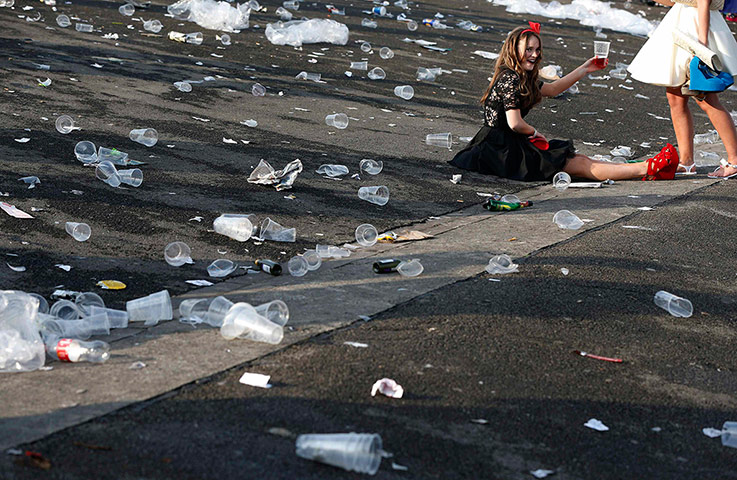 horsies: Racegoer sits