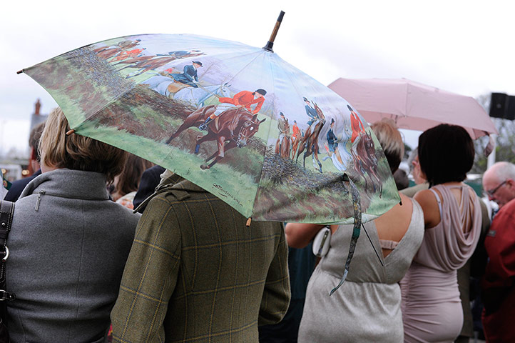 National: Horsey brolly at the Grand National