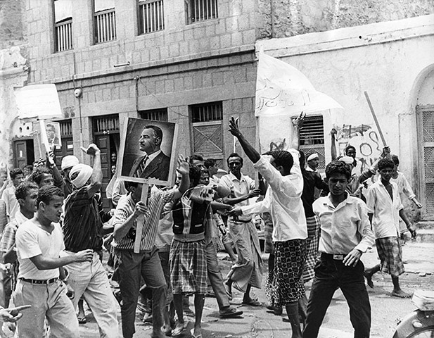 Colonial papers: British troops in Aden Docks