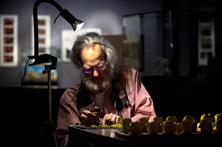 24 hours: Dresden, Germany: US artist Bruce Bickford works on clay animation figures